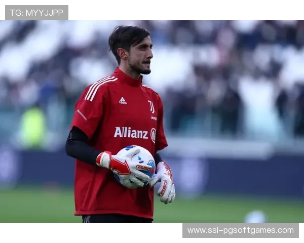 费内巴切签下坎特，转会费约400万欧元