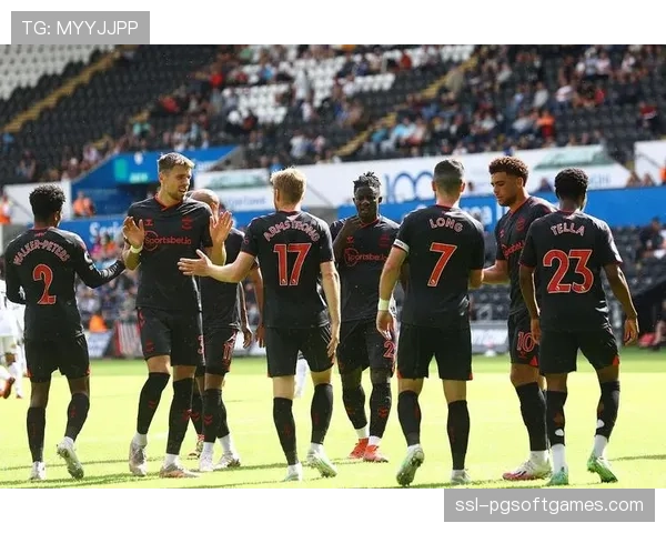 赫罗纳客场2-0领先塞维利亚,多夫比克头球梅开二度 赫罗纳客场2-0领先塞维利亚,多夫比克头球梅开二度